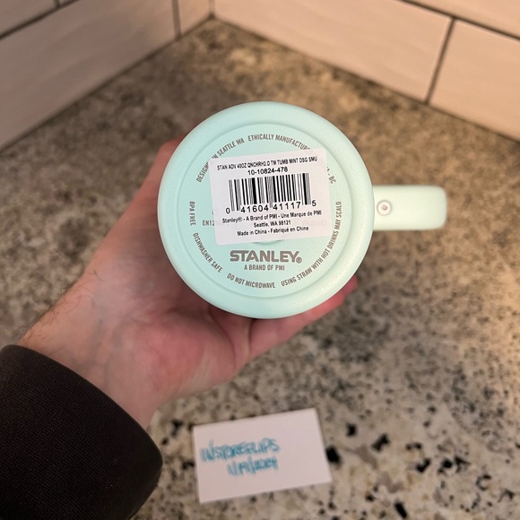 Stanley 40 oz. Quencher H2.0 FlowState Tumbler - Mint - Picture 2 of 4